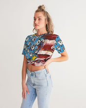 Load image into Gallery viewer, Pajaro Flag Design By Rolando Chang Barrero Women&#39;s Twist-Front Cropped Tee